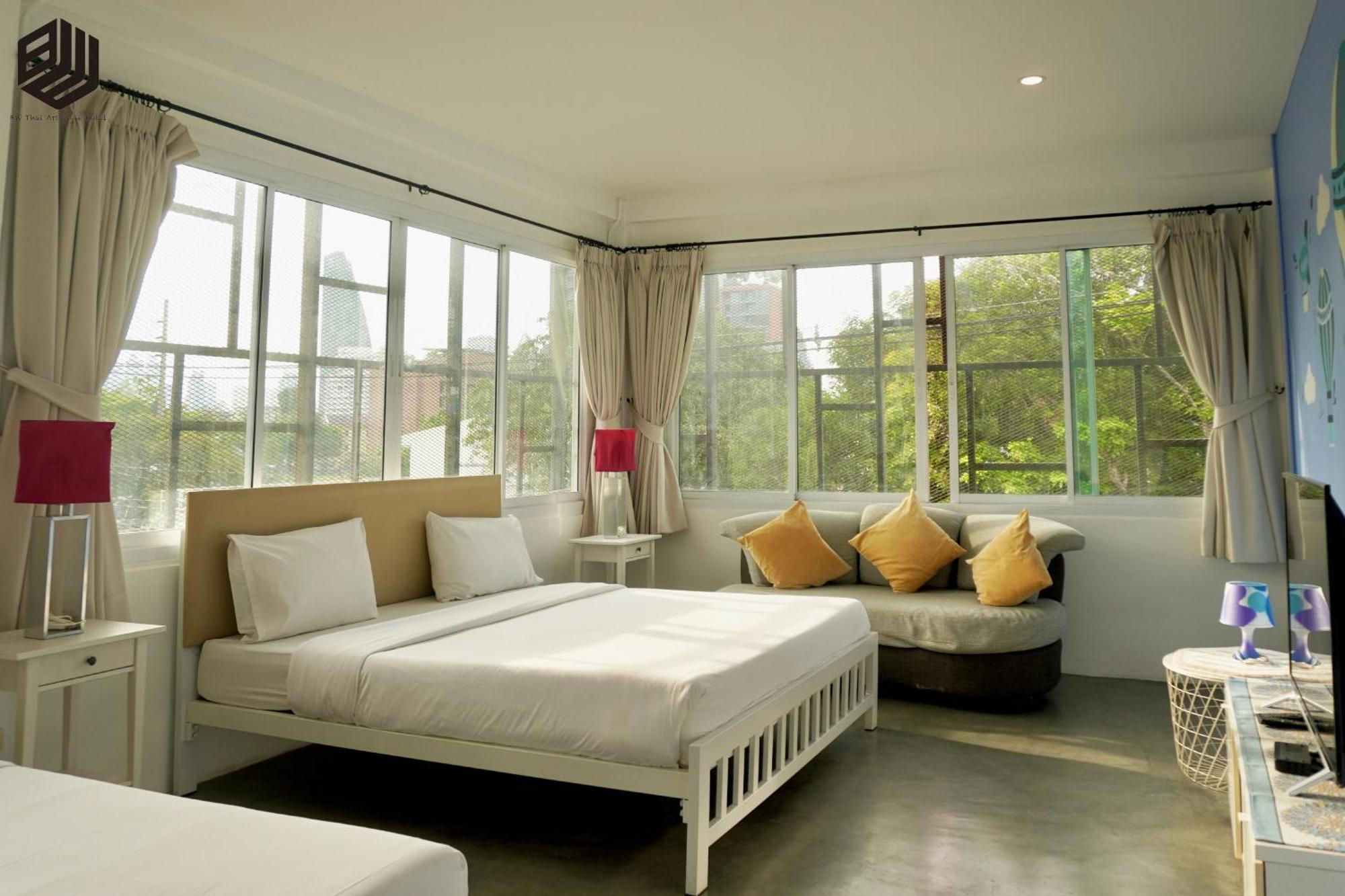 BW Thai Art Style Hotel Bangkok Bagian luar foto