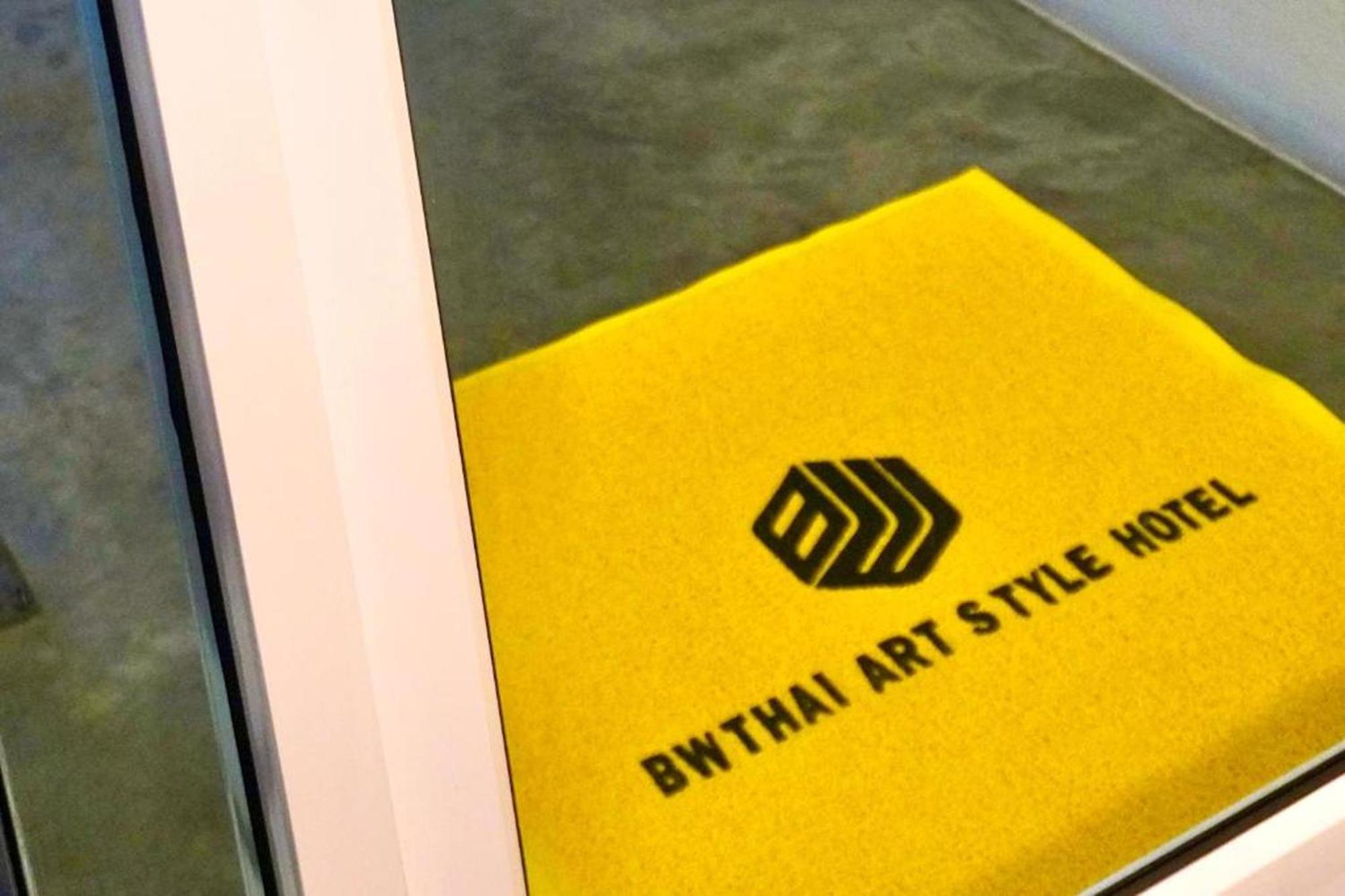 BW Thai Art Style Hotel Bangkok Bagian luar foto